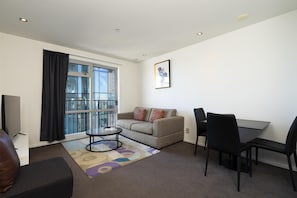 Iron/ironing board, free WiFi, bed sheets, wheelchair access
