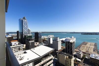 Auckland Harbour Suites