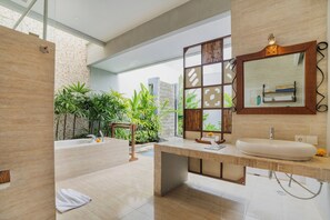 Deluxe Villa, Private Pool | Bathroom