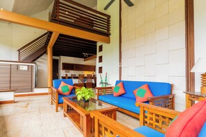 Villa, 3 Bedrooms, Private Pool | Living area