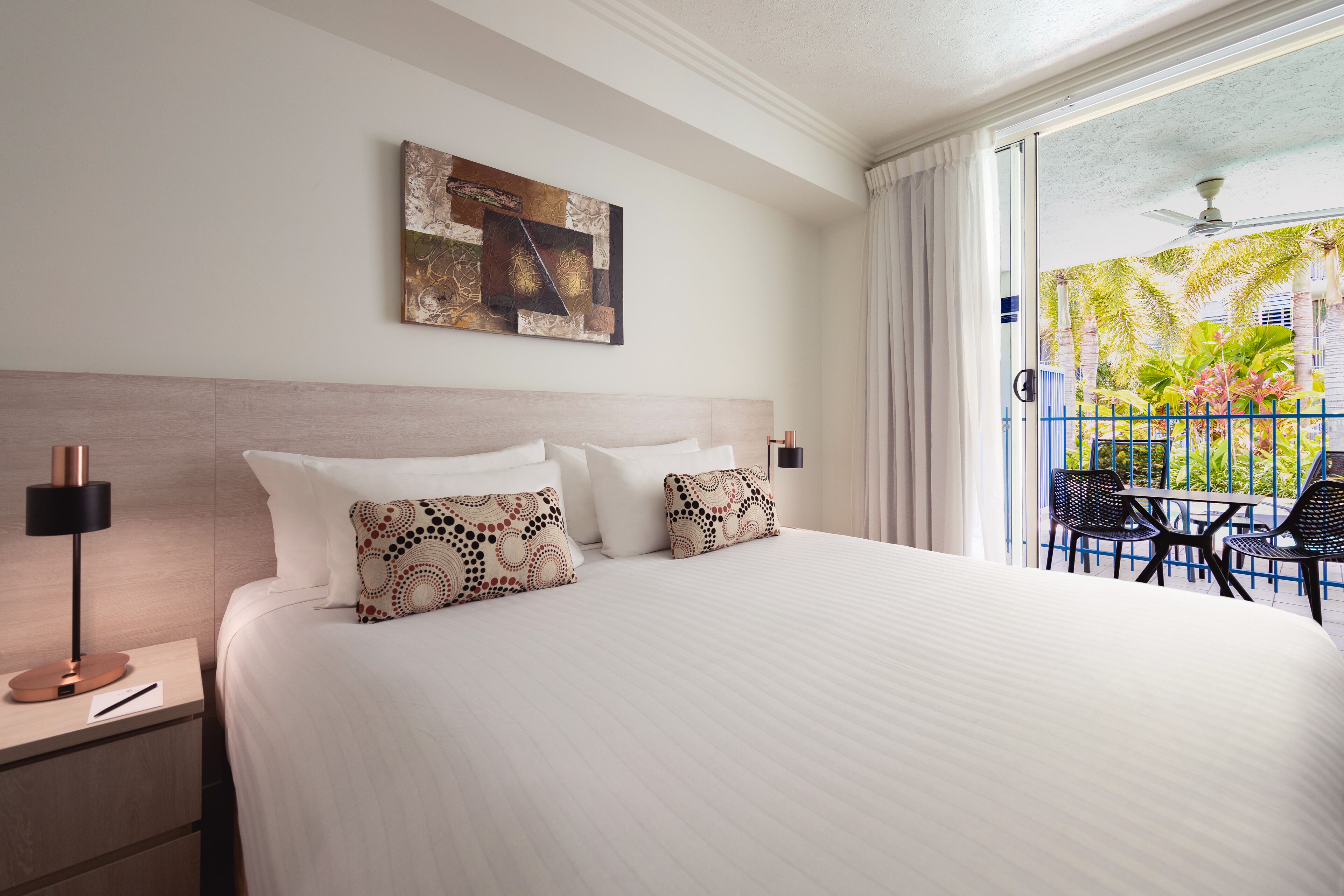 Hotel Lagoon Swim-Out | Blackout drapes, iron/ironing board, bed sheets