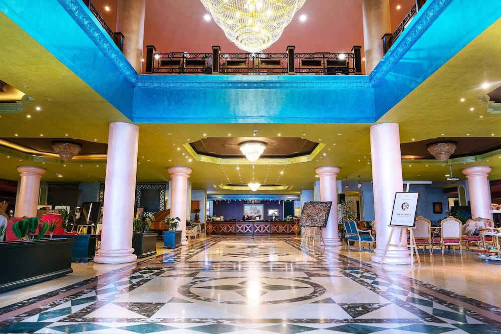 Phoenicia Grand Hotel