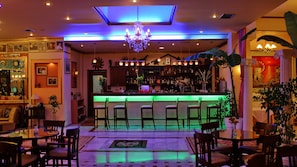 Bar (on property) - Hotel Kosta Famissi (Kalabaka)