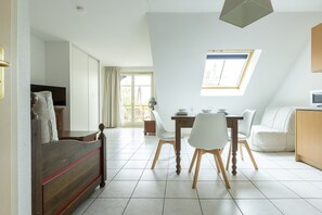 Studio (3 People) | Äänieristys, vauvansängyt, ilmainen Wi-Fi, vuodevaatteet