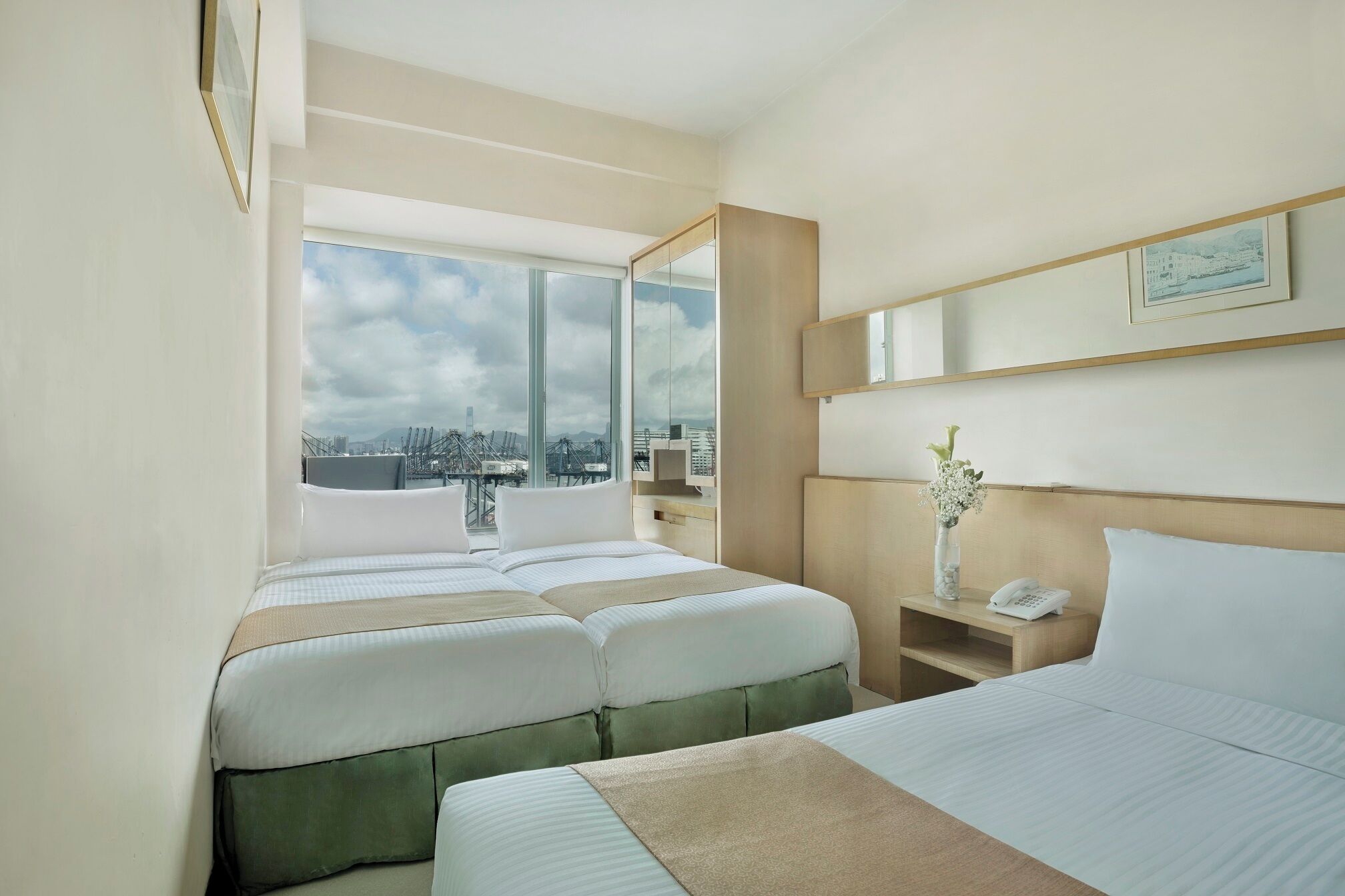 Photo - Rambler Garden Hotel