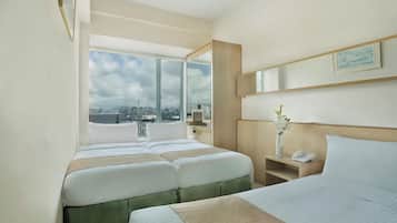 Triple Room | Free WiFi, bed sheets