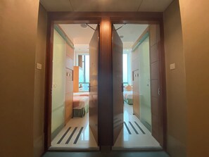 Family Adjoining Room | Free WiFi, bed sheets - Rambler Garden Hotel (Tsing Yi)