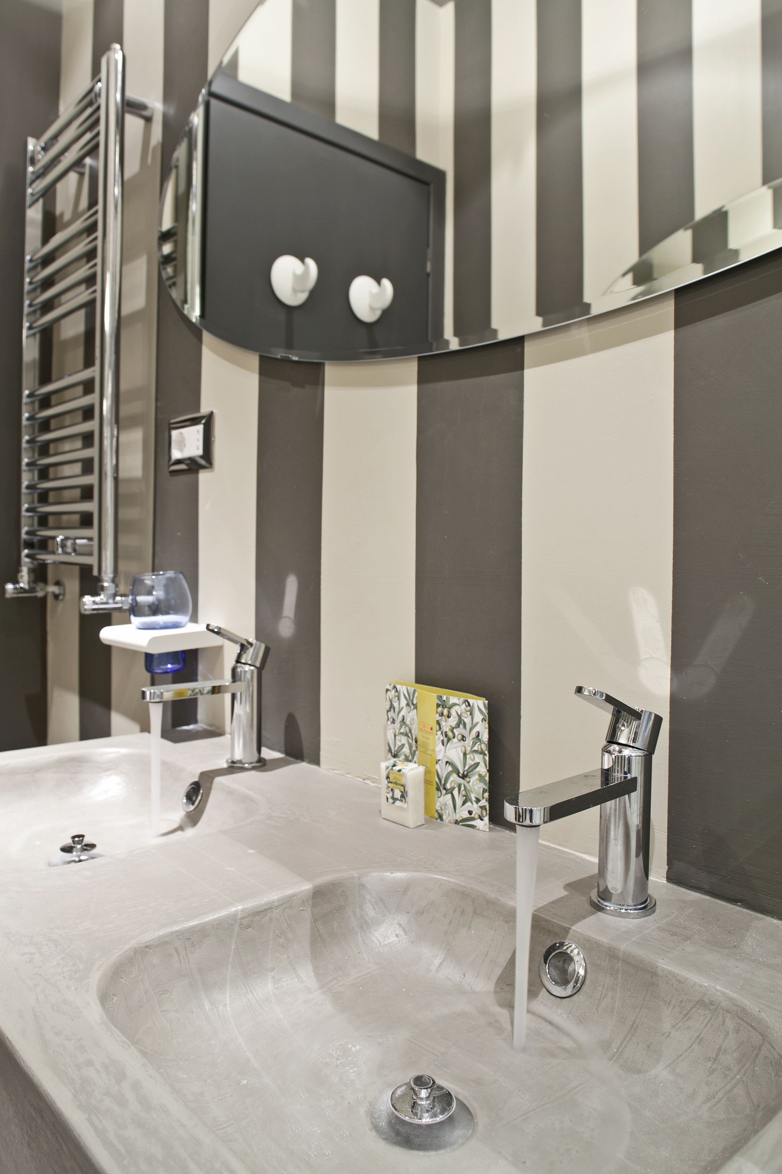 Foto - Porcellino Gallery Art Boutique BB