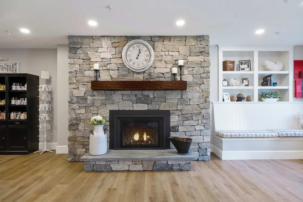 luxury hotels in Maine