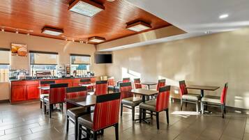 Desayuno buffet incluido todos los días