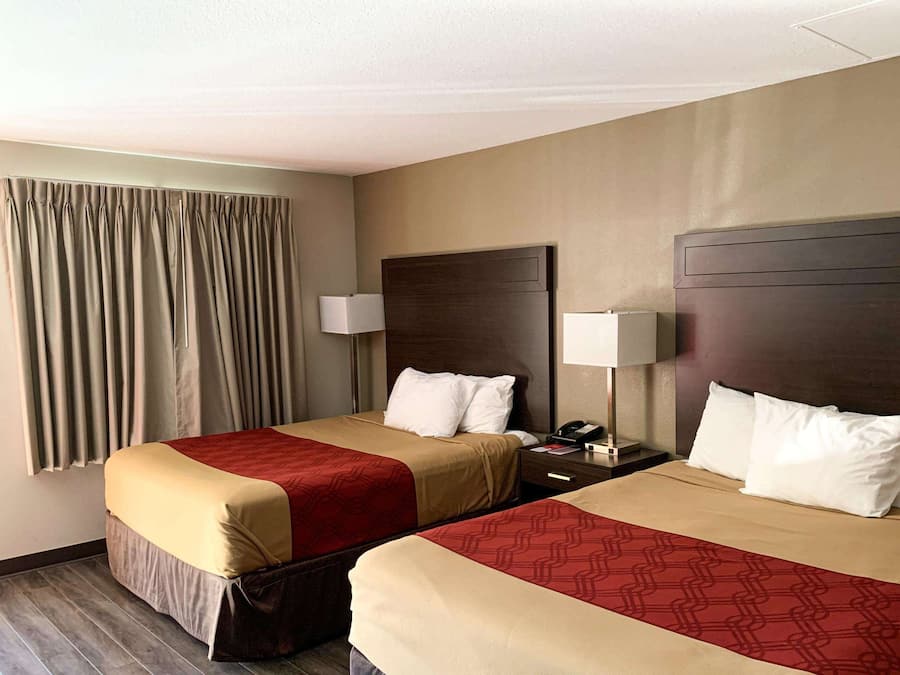 Standard Room, 2 Queen Beds, Non Smoking | Desk, iron/ironing board, free WiFi, bed sheets