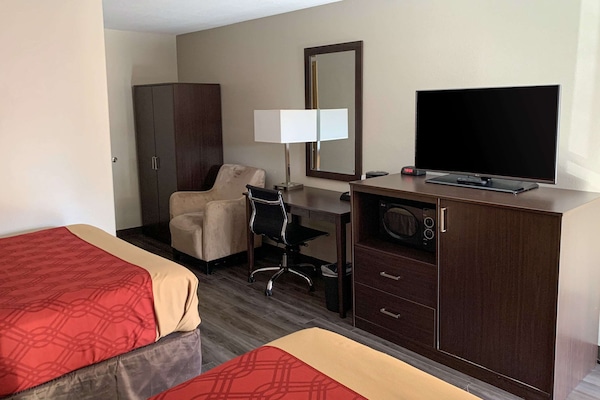 Desk, iron/ironing board, free WiFi, bed sheets