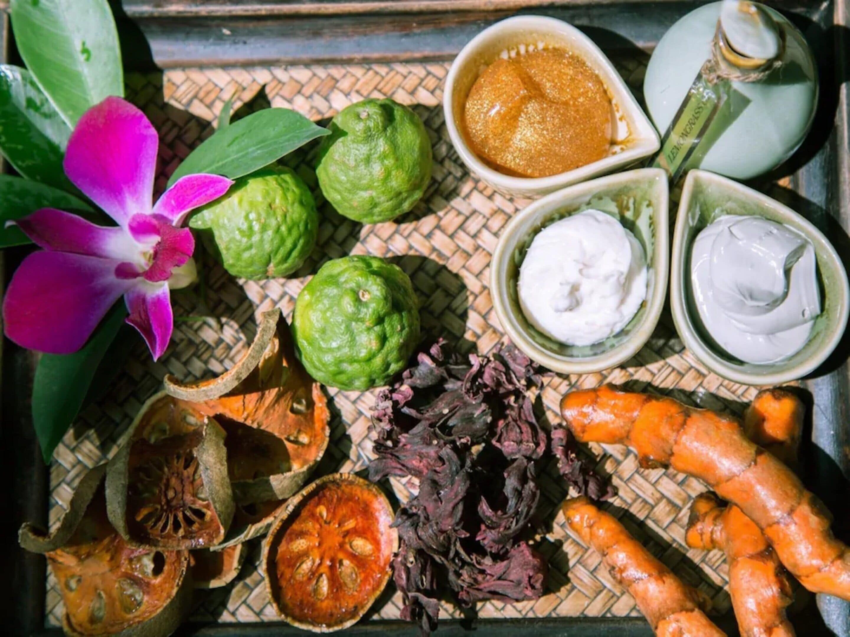 hot tub, body treatments, aromatherapy, swedish massages, thai massages