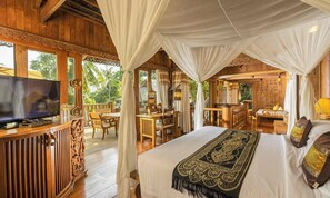 迷你吧、客房内保险箱、特色家居、办公桌