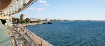 Daios Luxury Living