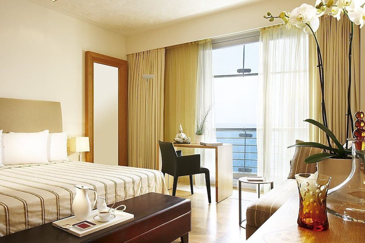 executive double room, sea view | premium bedding, down duvets, free minibar, in-room safe