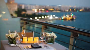 Junior Suite Side Sea View | Balcony view