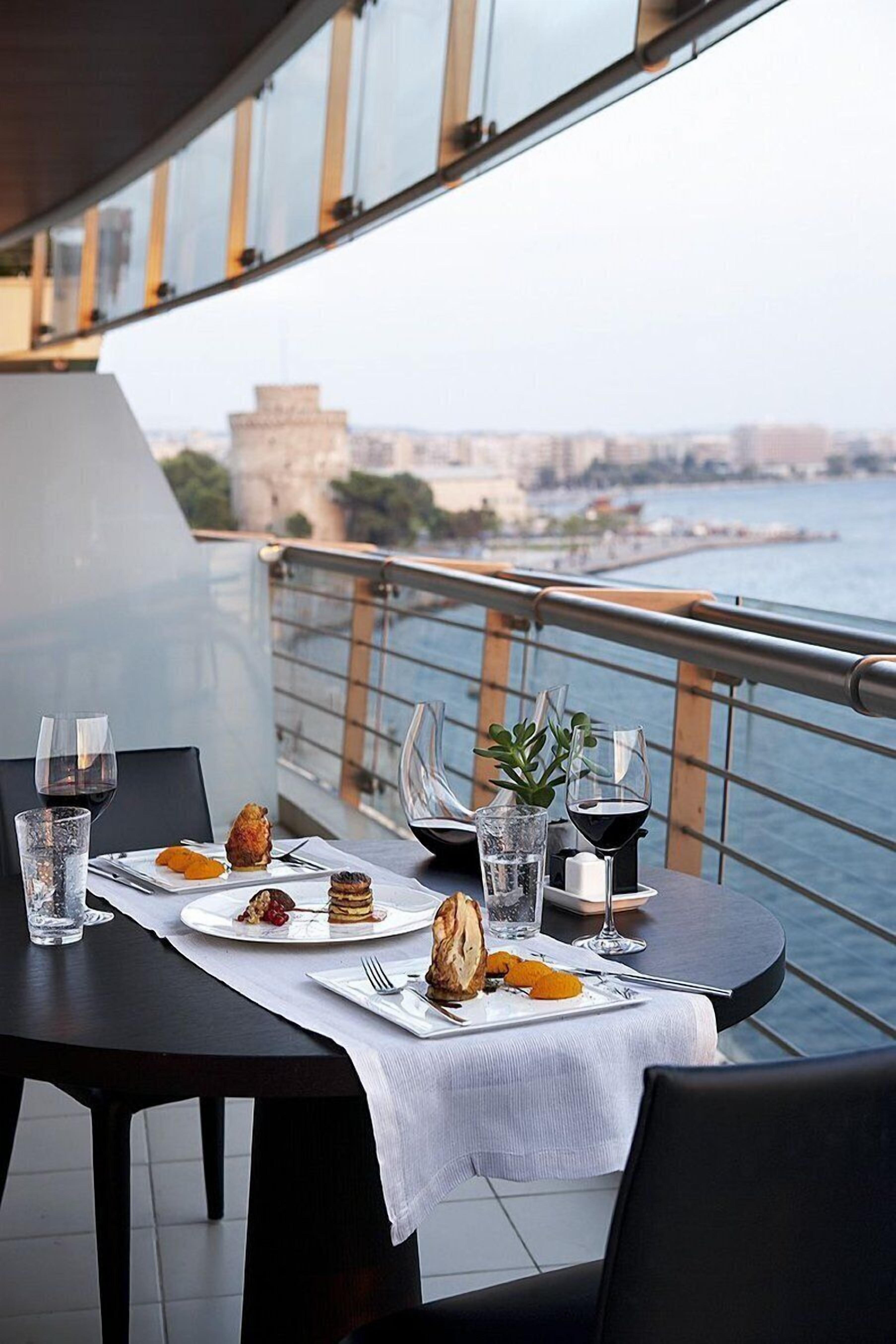 Premium bedding, down comforters, free minibar, in-room safe