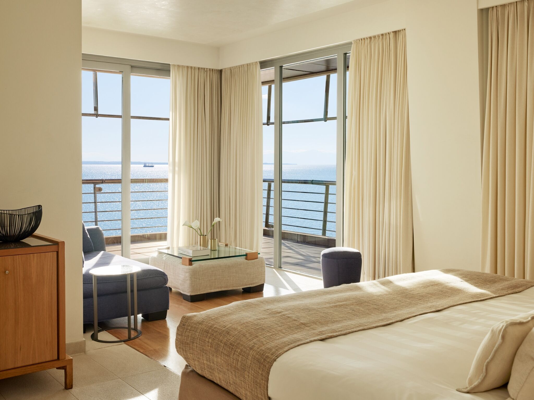 Junior Suite, Sea View (Deluxe) | Premium bedding, down duvets, free minibar, in-room safe
