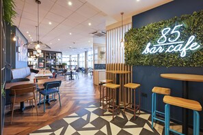Restaurant - Travelodge Windsor Central (Windsor)