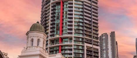 Desk, laptop workspace, iron/ironing board, cribs/infant beds