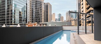 Oaks Brisbane on Felix Suites