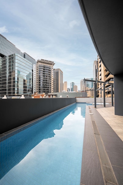 Oaks Brisbane on Felix Suites