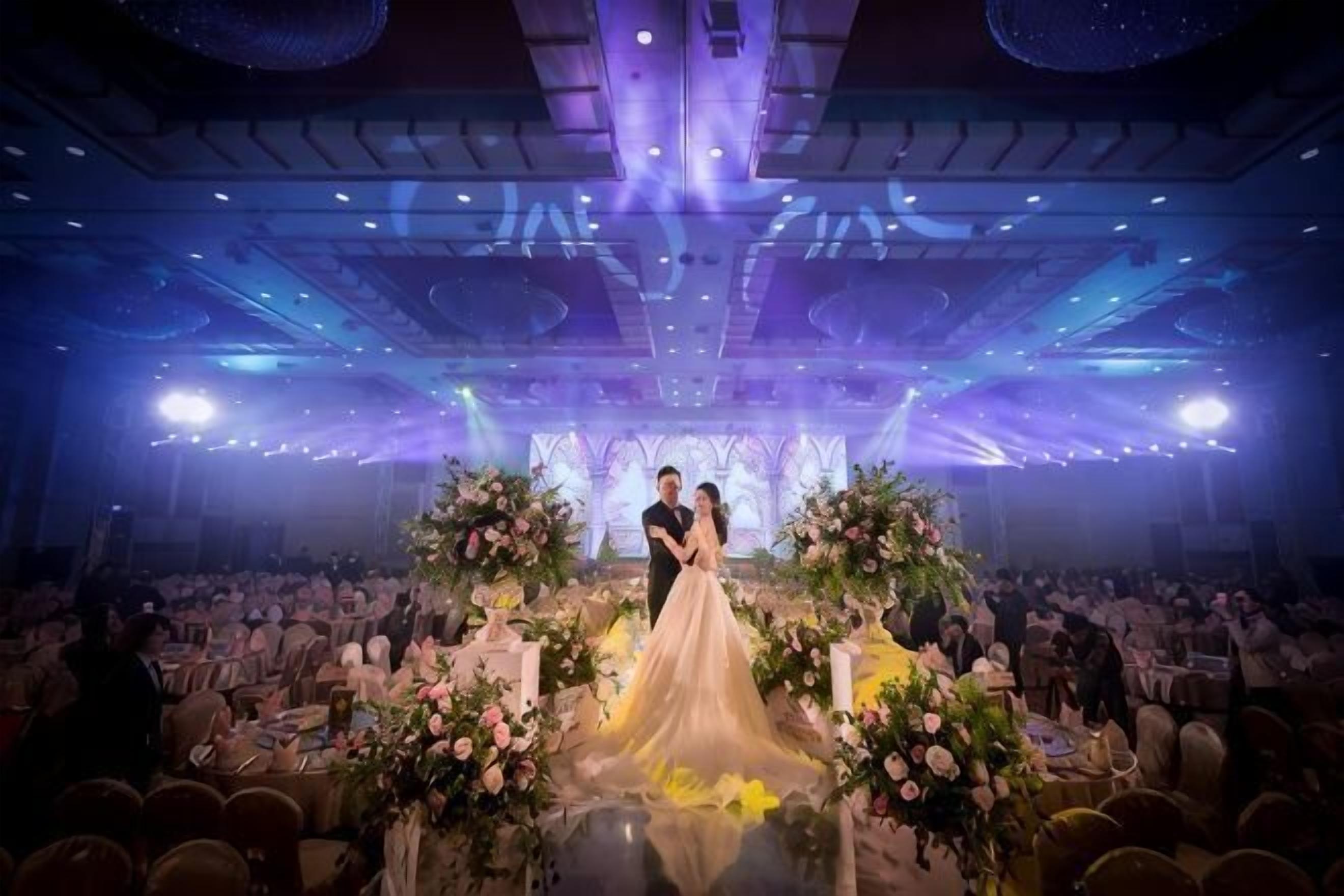 Indoor wedding