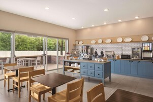 Free daily buffet breakfast