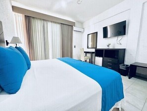 Standard Two Room | 迷你吧、上网接入、床单