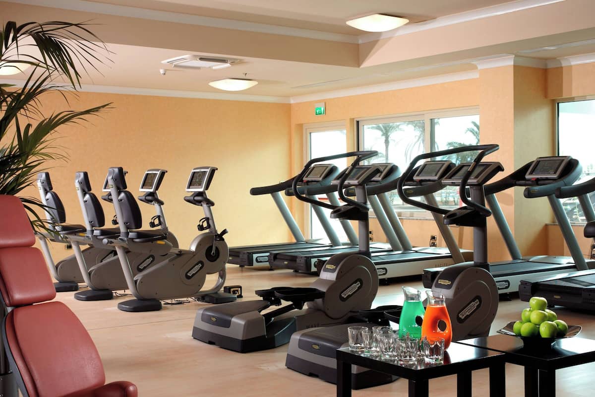 Chambre Deluxe, 2 lits une place | Salle de remise en forme