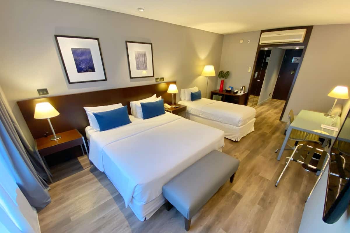 Standard-Dreibettzimmer, 1 Schlafzimmer, Nichtraucher