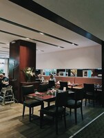 Daily buffet breakfast for a fee