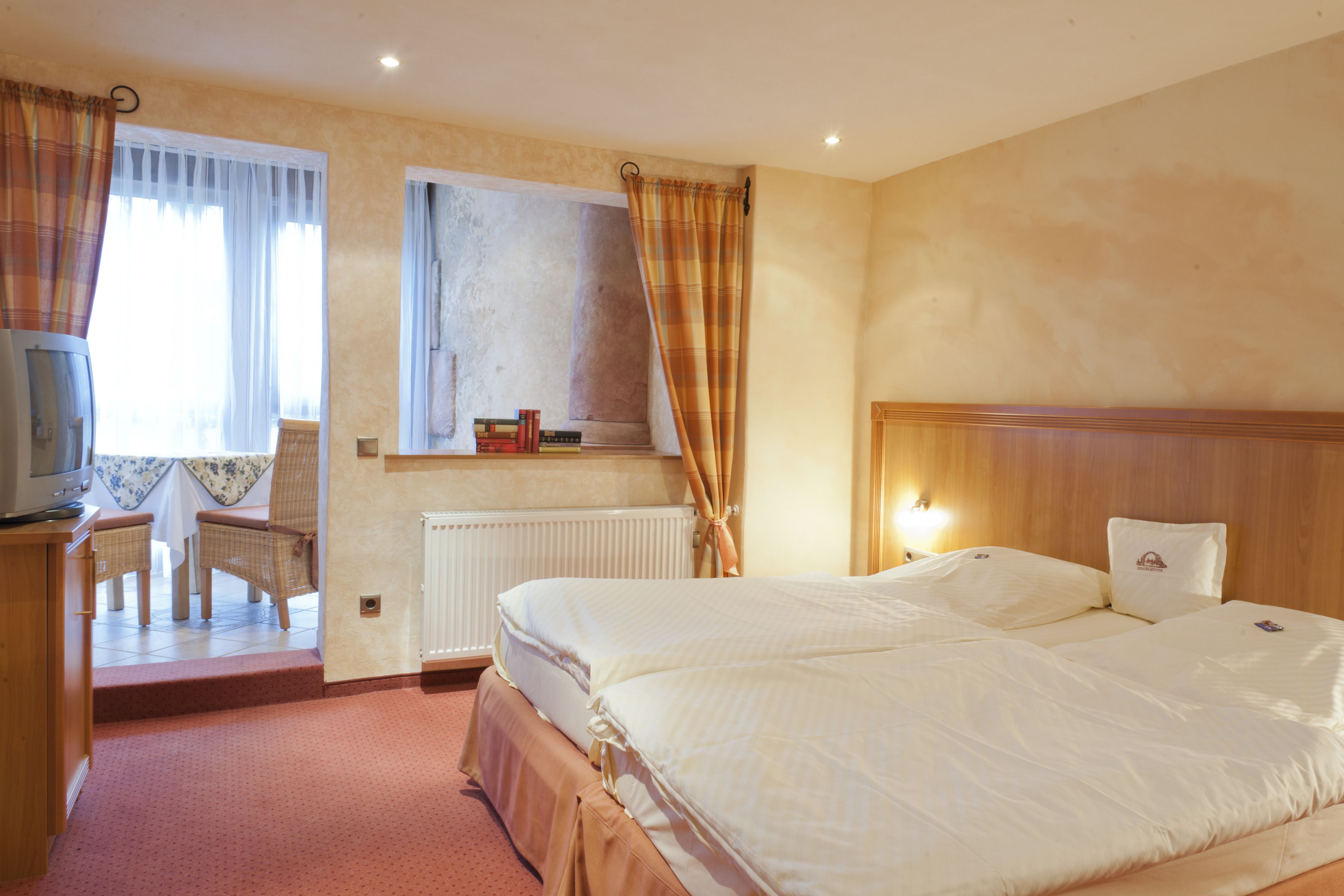 minibar, in-room safe, desk, cots/infant beds