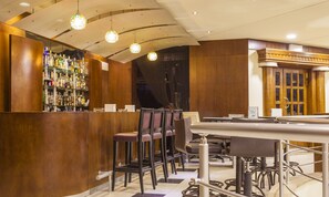 Bar (en la propiedad)