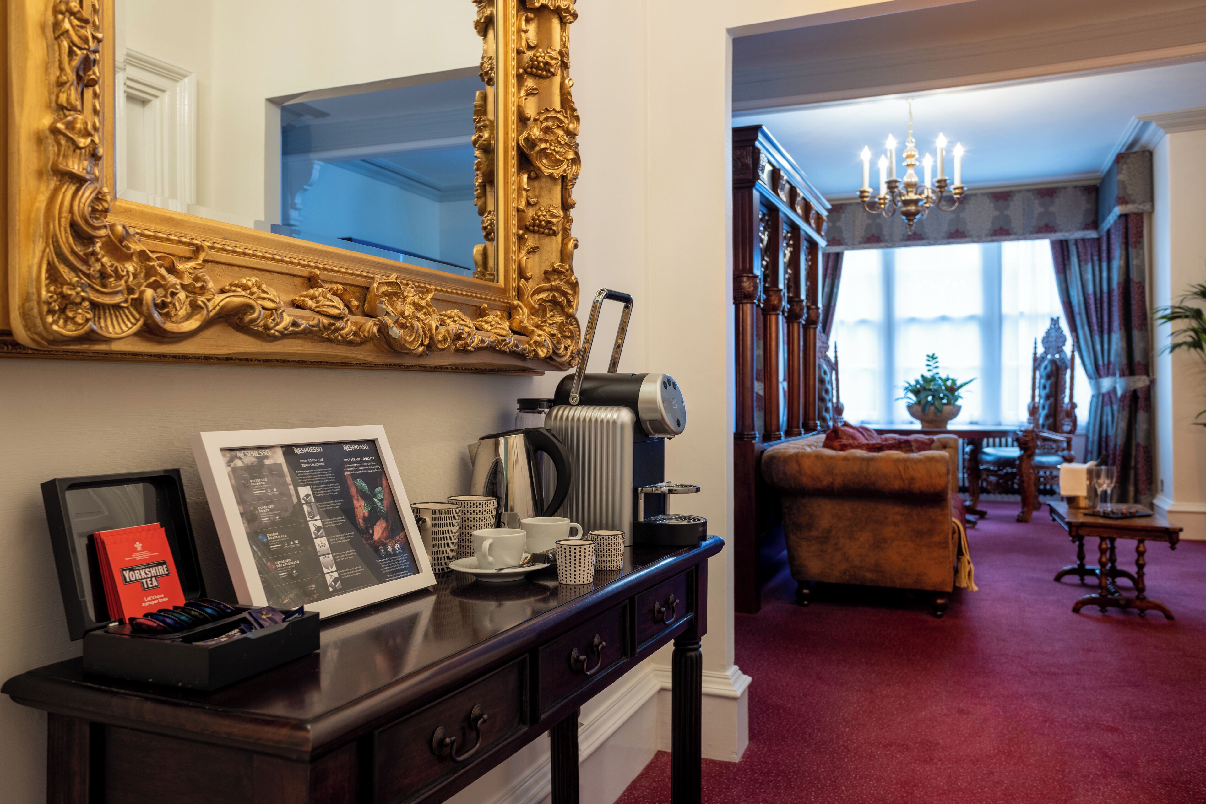 heritage four poster | hypo-allergenic bedding, in-room safe, desk, laptop workspace