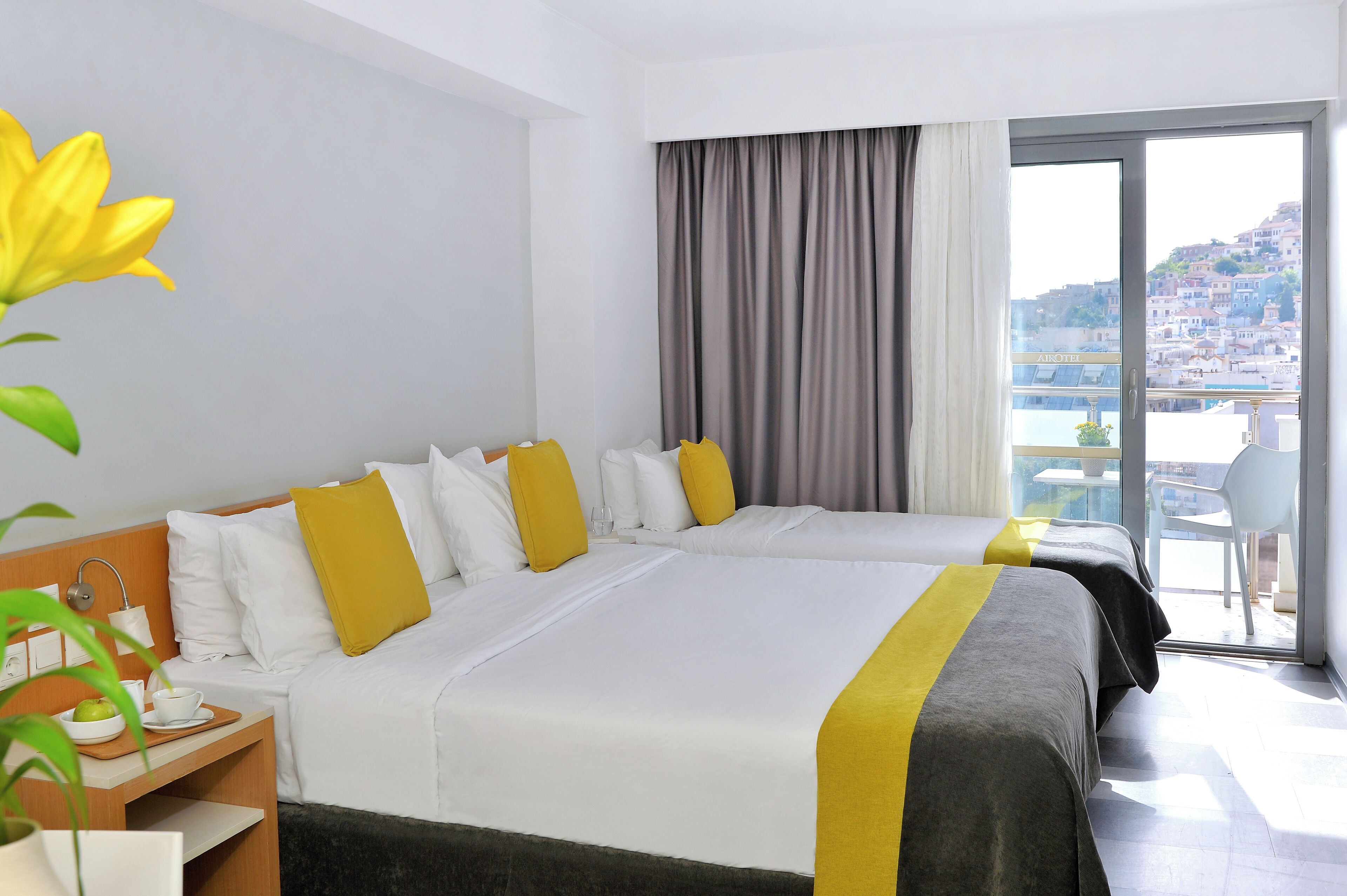 standard triple room, city view | 1 bedroom, minibar, in-room safe, soundproofing