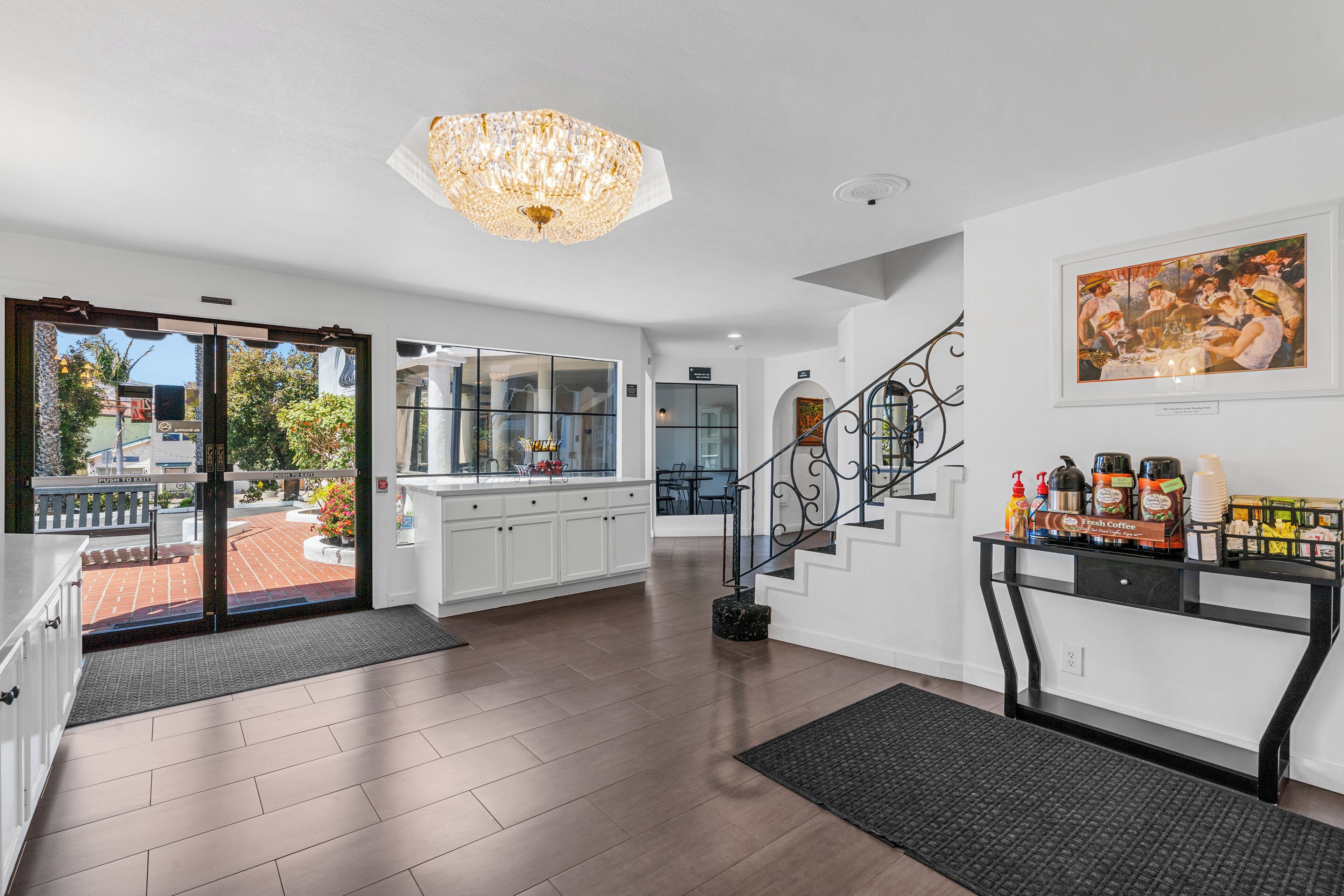 Café da manhã continental grátis todos os dias