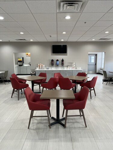 Comfort Inn & Suites