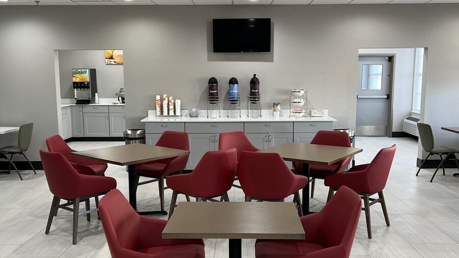 Comfort Inn & Suites