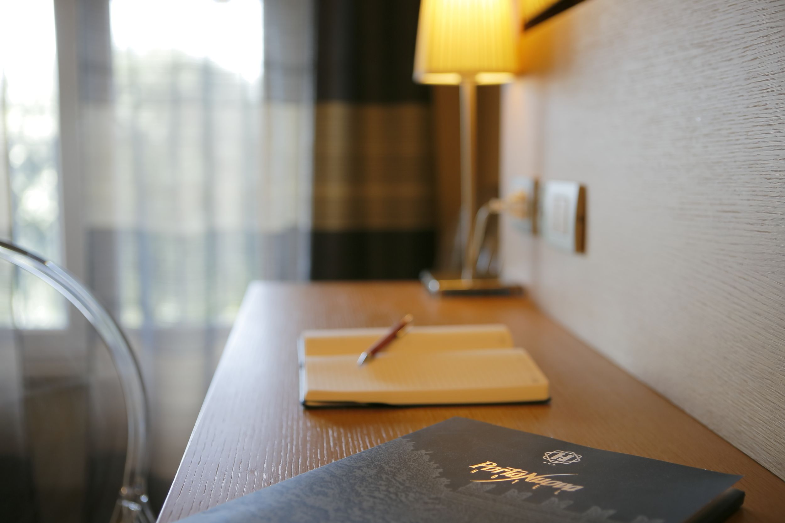 superior double room | minibar, desk, soundproofing, iron/ironing board