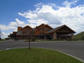 Exterior - Casper C'mon Inn Hotel & Suites (Evansville)