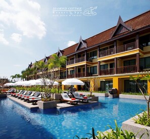 2 outdoor pools, pool umbrellas, sun loungers - Diamond Cottage Resort & Spa (Karon)