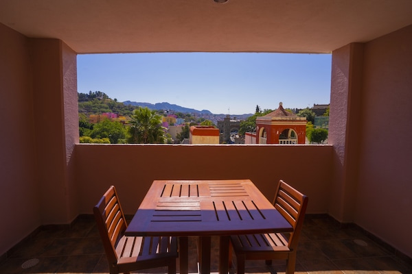Quarto júnior, 1 cama King | Sacada