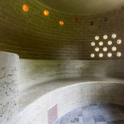 Sauna, hot tub, steam room, Turkish bath/hammam, body treatments
