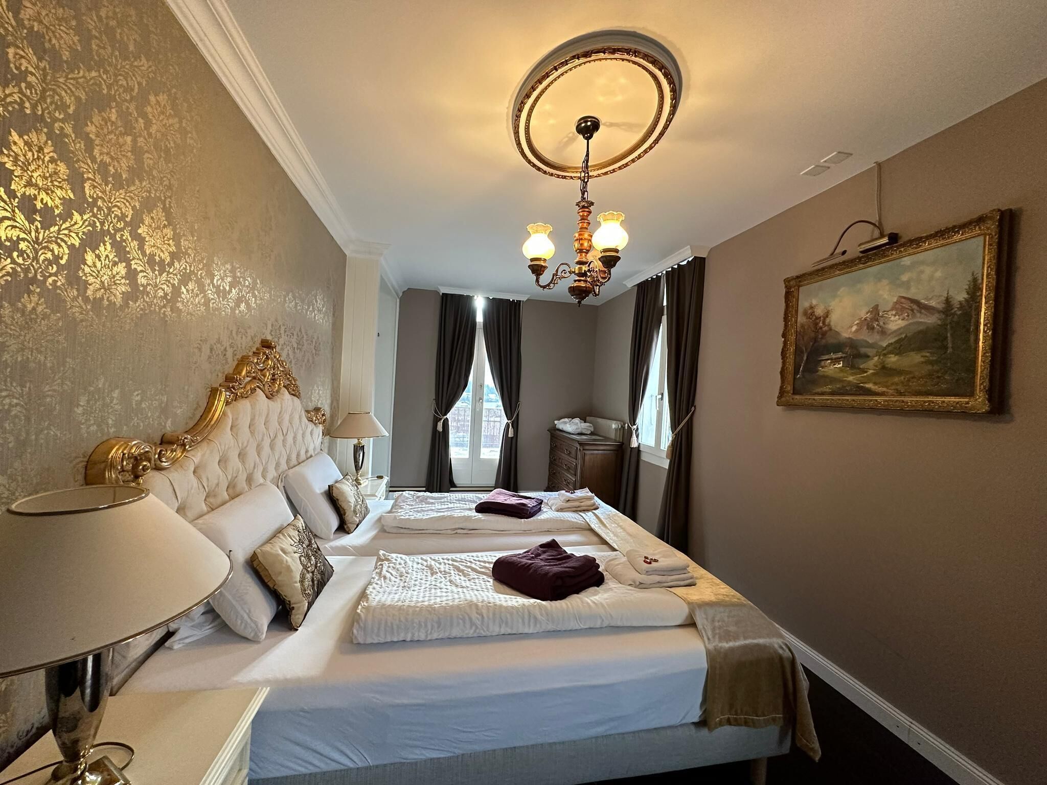 Desk, free WiFi, bed sheets
