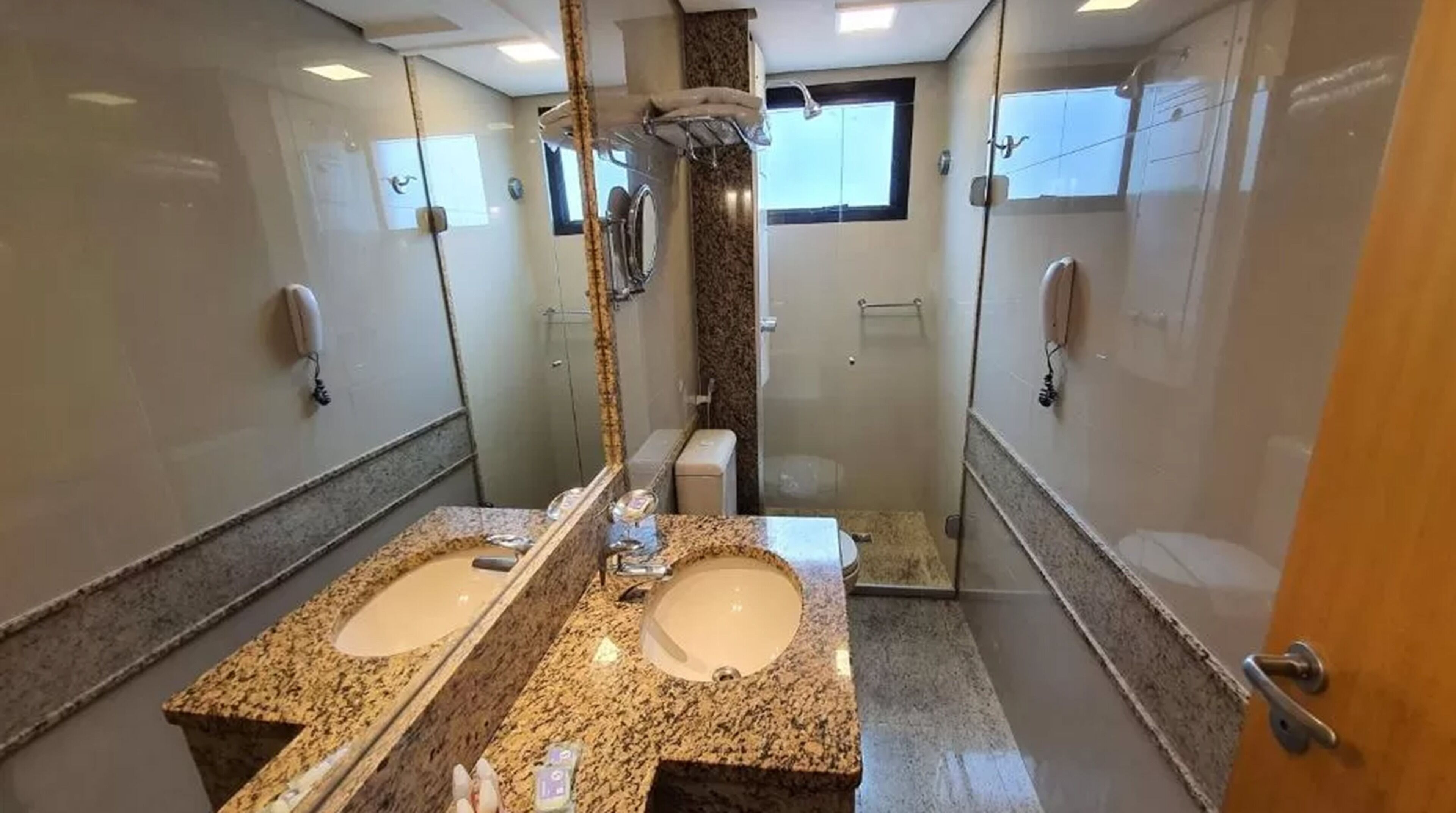 shower, free toiletries, hair dryer, towels