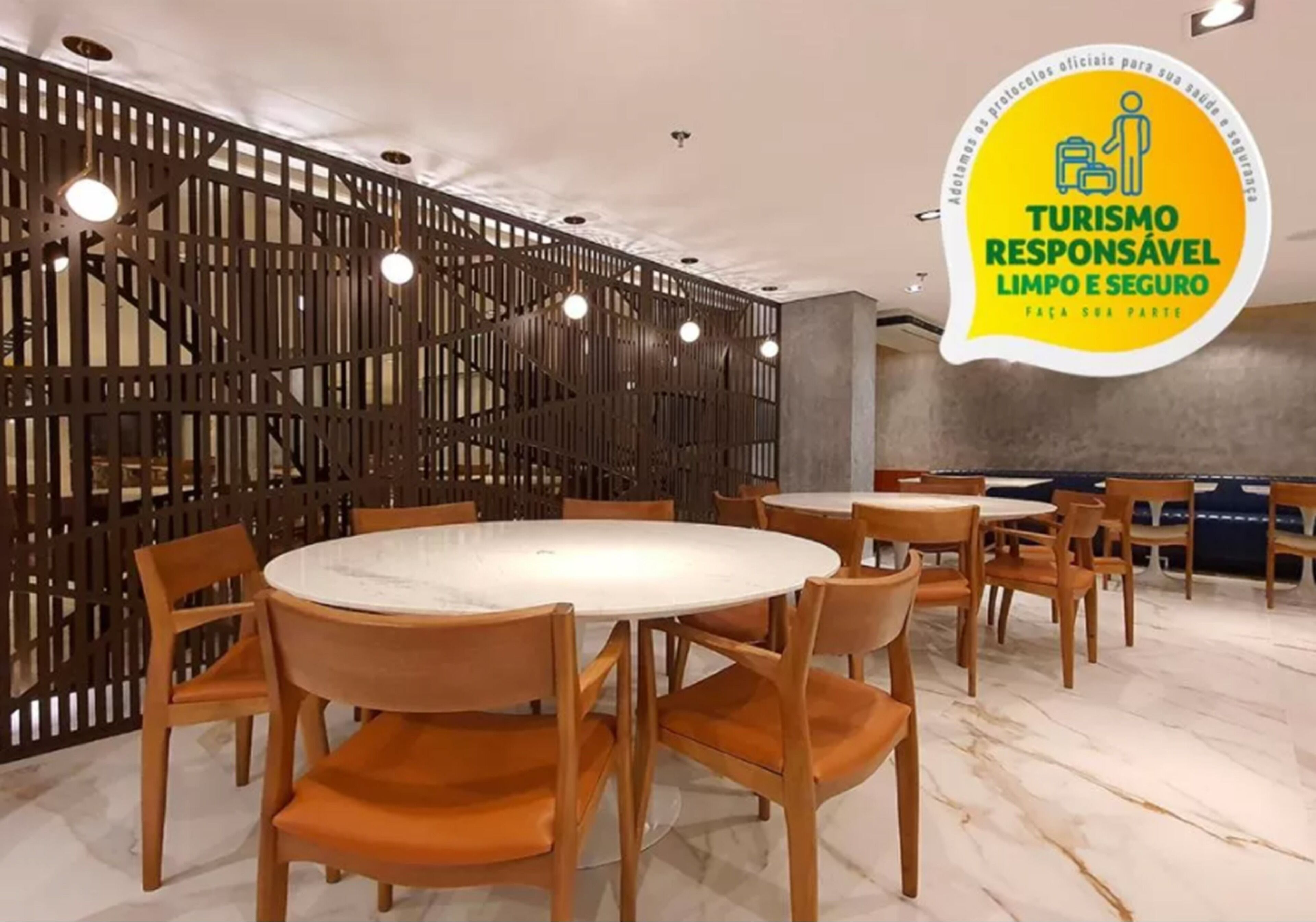 朝食、ランチ、ディナーに営業 (ブラジル料理)