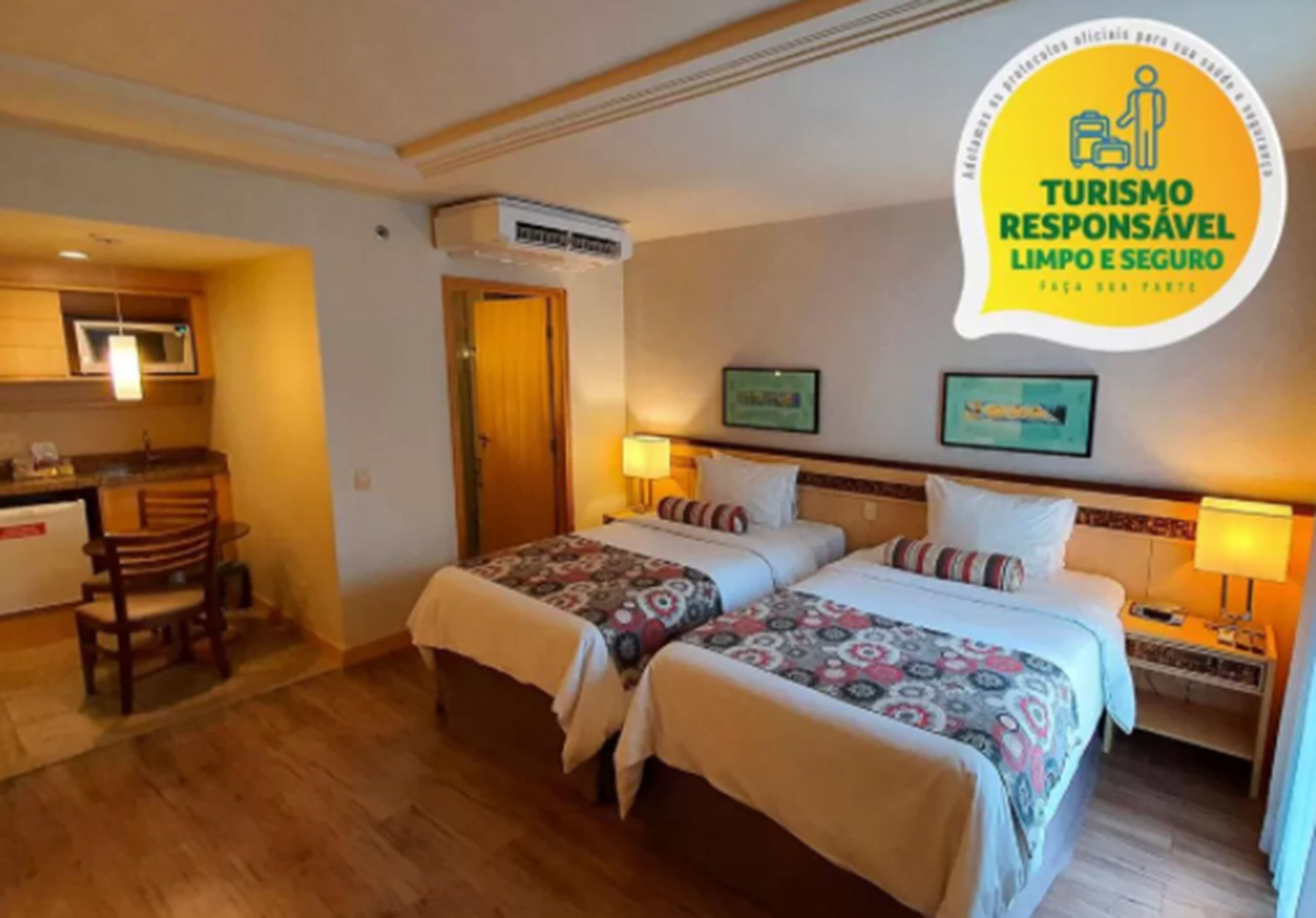 luxury double room, 1 king bed | 1 bedroom, minibar, in-room safe, blackout curtains