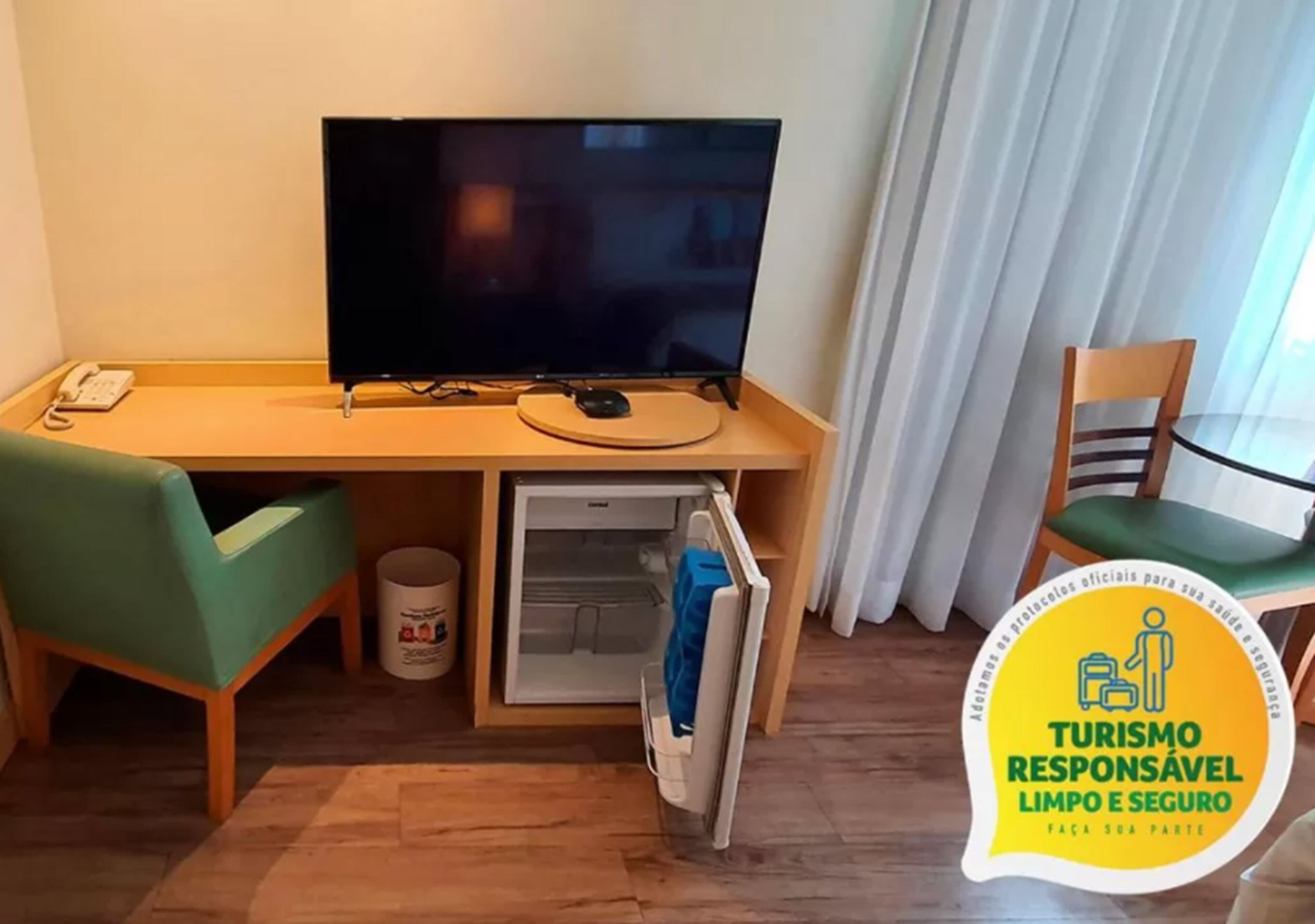 1 bedroom, minibar, in-room safe, blackout curtains